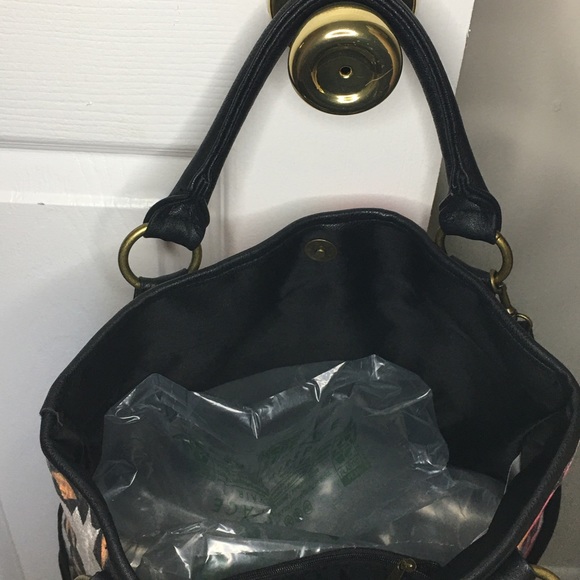 ICING Fringed Aztec Print Crossbody Tote - Picture 5 of 5